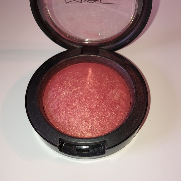 MAC Cosmetics Merrily mineralize blush - Picture 4 of 5
